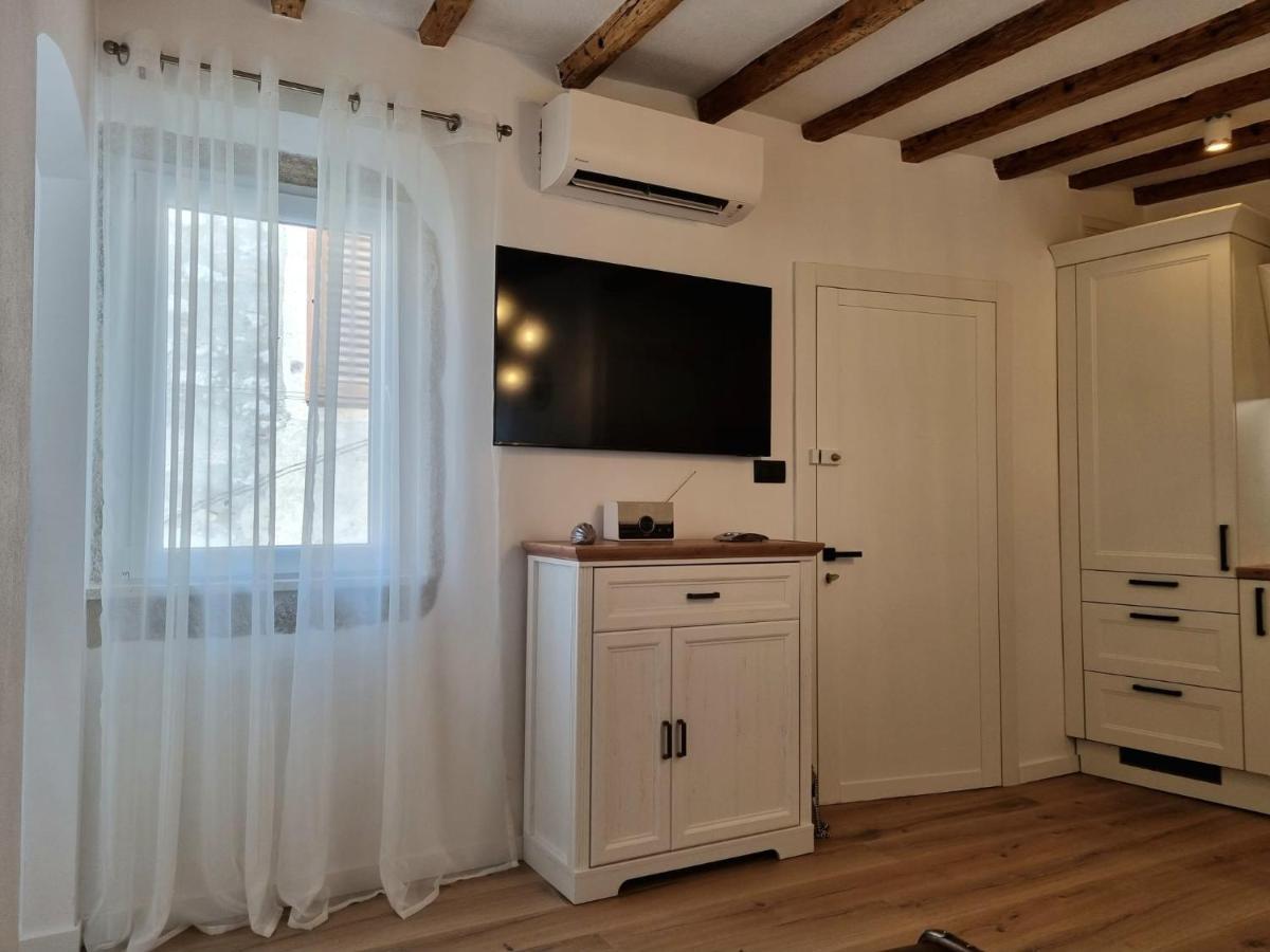 Crystal Deluxe Apartment Rovinj Luaran gambar