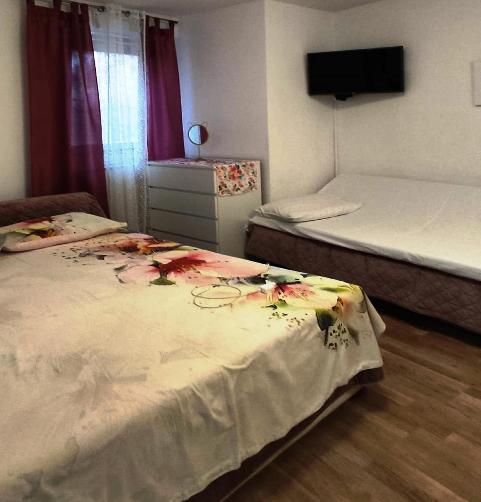 Crystal Deluxe Apartment Rovinj Luaran gambar